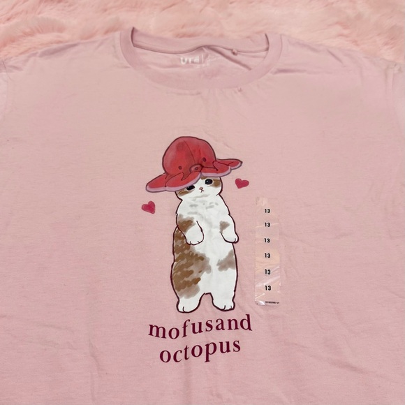 Uniqlo Mofusand Octopus Pink Tee - Picture 3 of 4